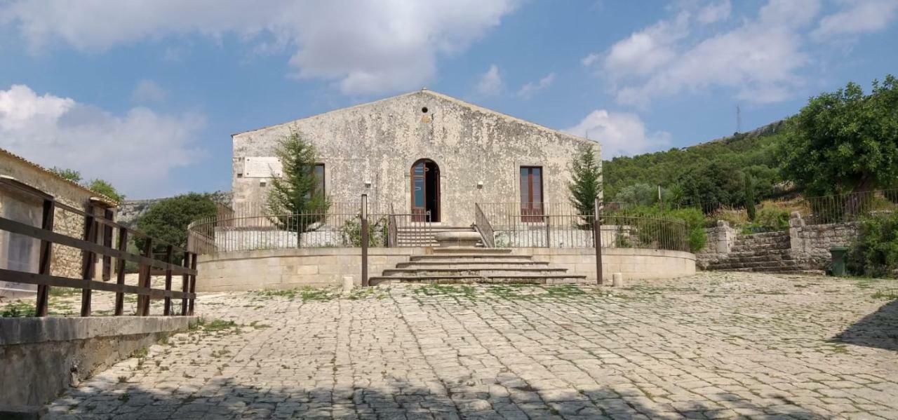 Regia Trazzera Hotel Ragusa Exterior photo